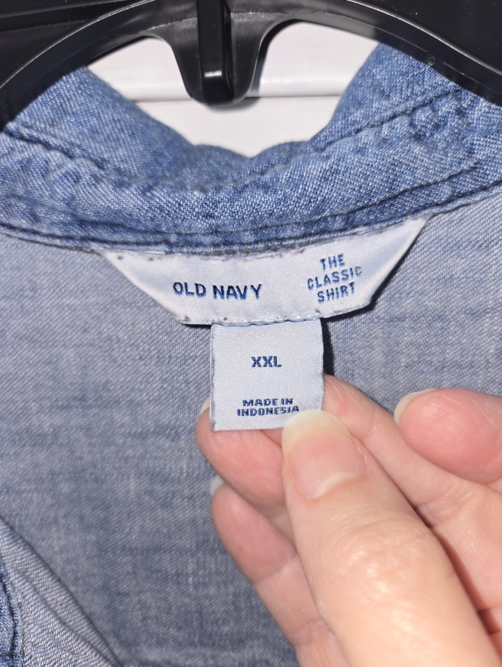 Old Navy Women's XXL The Classic Shirt Blue Denim Button-Up Shirt - Picture 5 of 12
